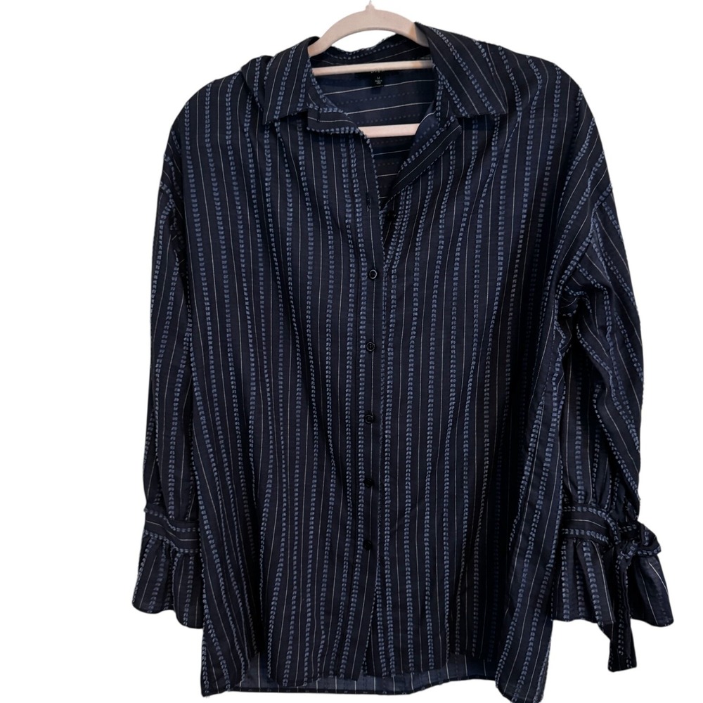 DREW Made in USA Navy Textured Stripe Blouse Size M Button Down Shirt - Picture 4 of 8